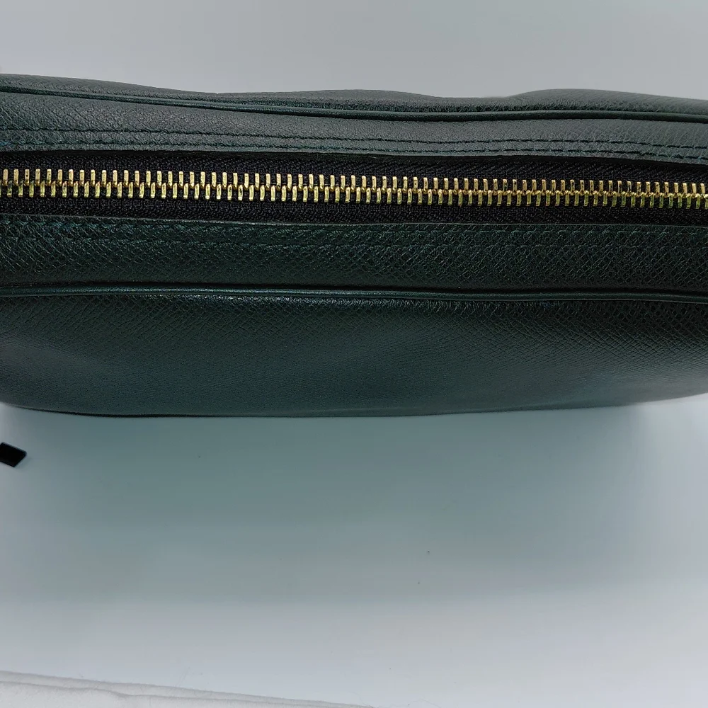 Louis Vuitton Dark Green Taiga Leather GM Trousse Toilette Pouch Bag Clutch Vtg